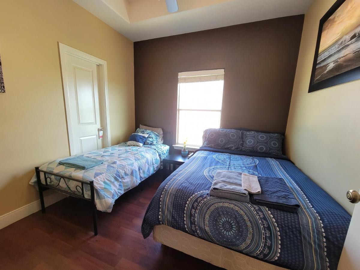 Modern, Private, Smart 4 Bedroom Condo In Desirable Location In Mcallen With Pool! Екстериор снимка